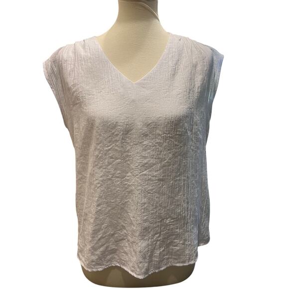 Women's White V-Neck Blouse - Picture 1 of 3